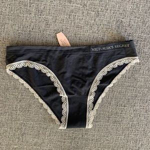NWT Victoria Secret BODY Cheekini with lace edging